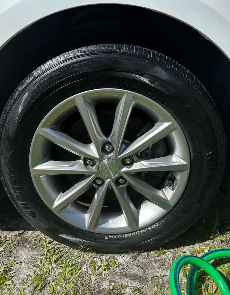 FULL EXTERIOR/INTERIOR DETAIL